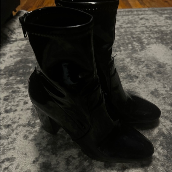 Aldo Liquid Booties - Picture 2 of 4